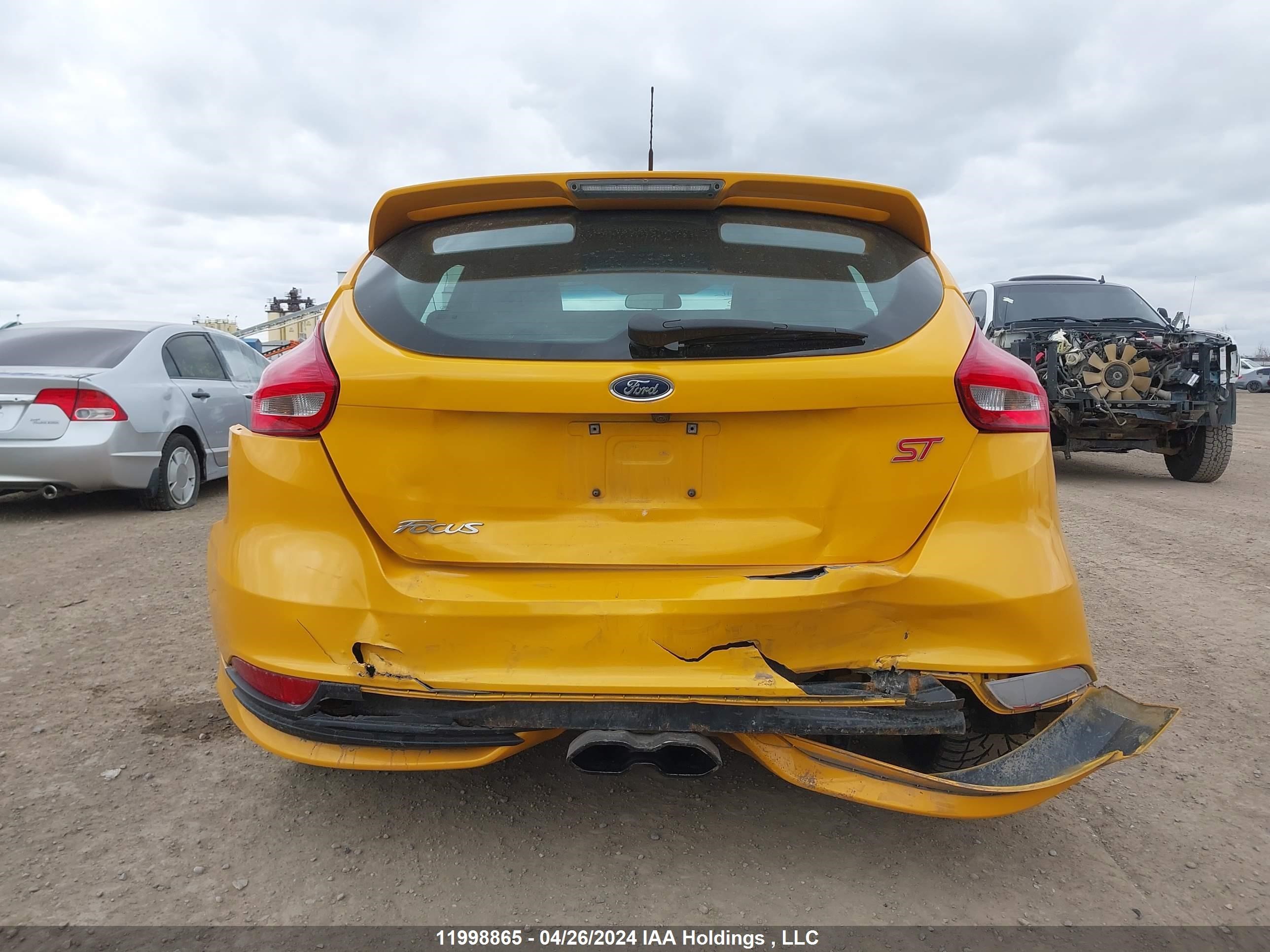 Photo 16 VIN: 1FADP3L96FL296664 - FORD FOCUS ST 