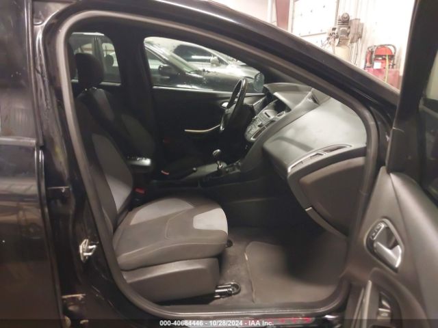 Photo 4 VIN: 1FADP3L96GL203241 - FORD FOCUS 