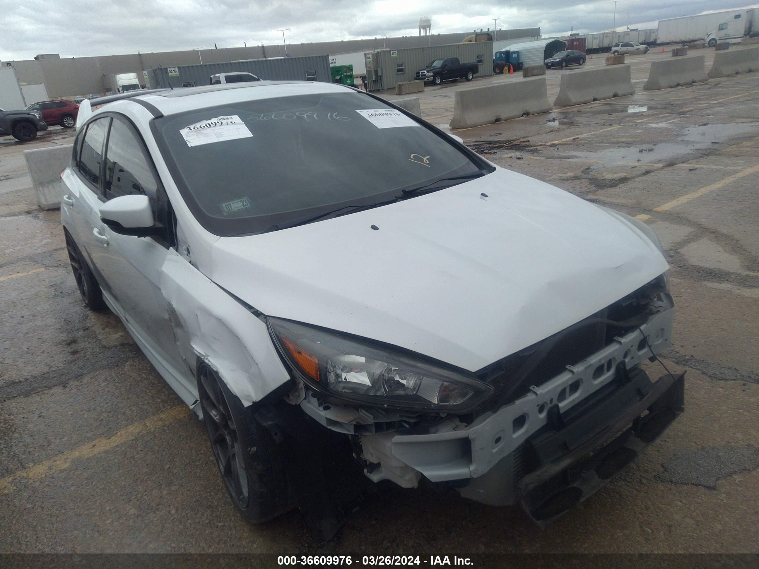 Photo 0 VIN: 1FADP3L96GL292387 - FORD FOCUS ST 