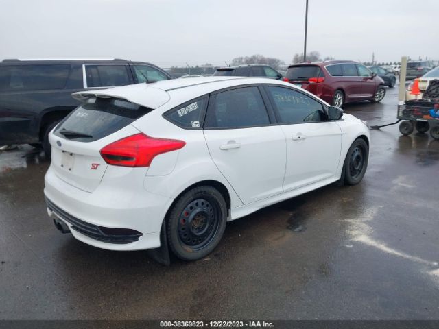 Photo 3 VIN: 1FADP3L96GL304831 - FORD FOCUS ST 