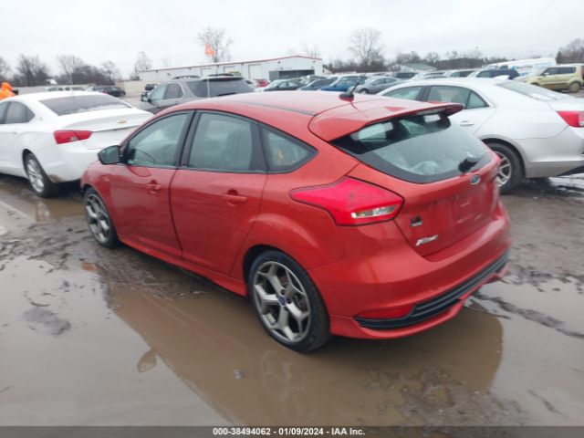 Photo 2 VIN: 1FADP3L96JL247022 - FORD FOCUS ST 