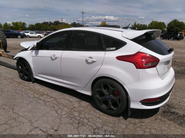 Photo 2 VIN: 1FADP3L96JL293675 - FORD FOCUS ST 