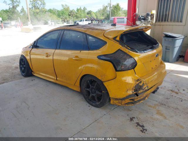 Photo 2 VIN: 1FADP3L97DL217595 - FORD FOCUS 