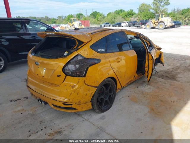 Photo 3 VIN: 1FADP3L97DL217595 - FORD FOCUS 