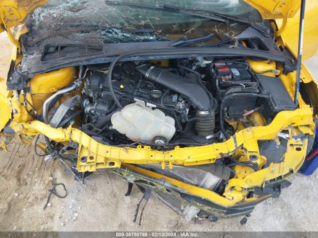 Photo 9 VIN: 1FADP3L97DL217595 - FORD FOCUS 