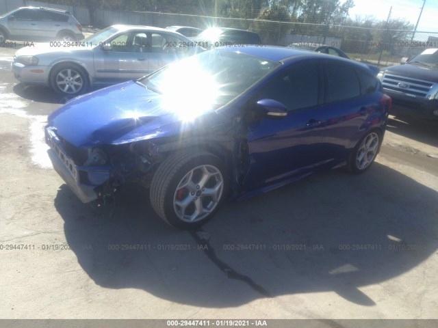 Photo 1 VIN: 1FADP3L97DL288649 - FORD FOCUS 