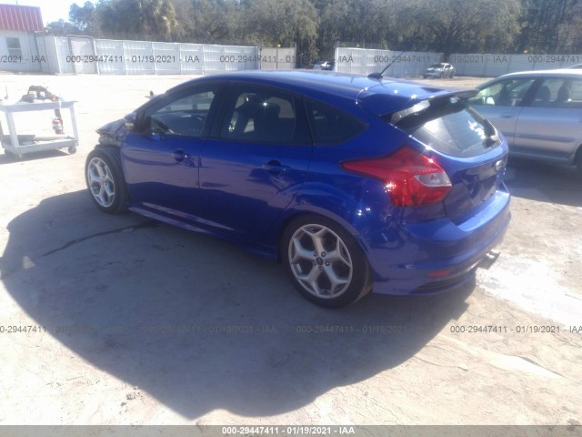 Photo 2 VIN: 1FADP3L97DL288649 - FORD FOCUS 