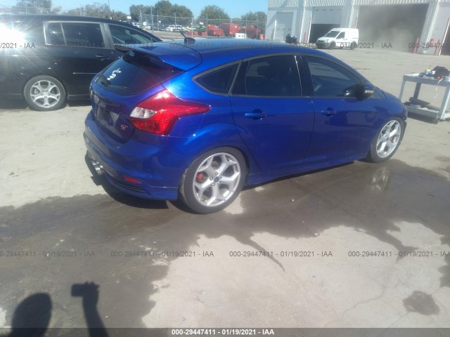 Photo 3 VIN: 1FADP3L97DL288649 - FORD FOCUS 