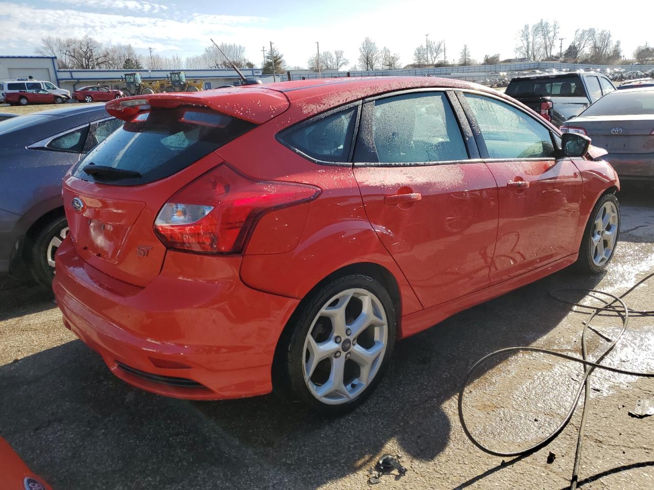 Photo 2 VIN: 1FADP3L97EL460728 - FORD FOCUS 