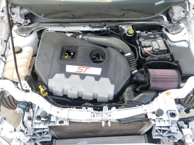 Photo 6 VIN: 1FADP3L97HL330906 - FORD FOCUS ST 