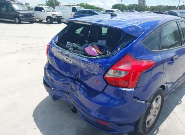 Photo 5 VIN: 1FADP3L98DL324333 - FORD FOCUS 