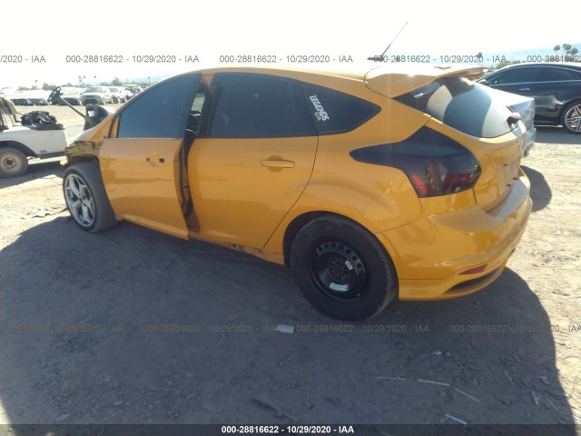 Photo 2 VIN: 1FADP3L98DL324784 - FORD FOCUS 