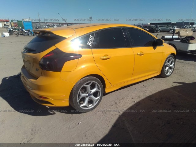 Photo 3 VIN: 1FADP3L98DL324784 - FORD FOCUS 