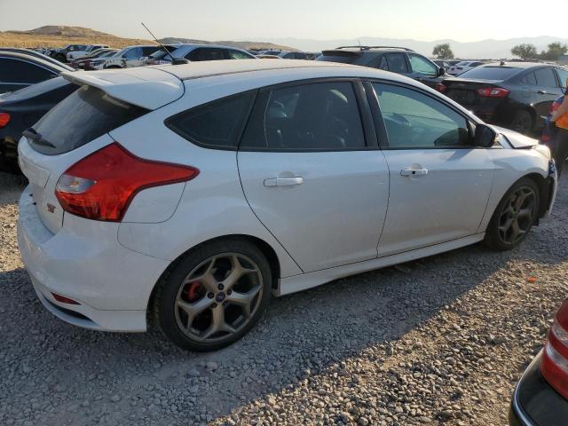 Photo 2 VIN: 1FADP3L98EL349900 - FORD FOCUS ST 