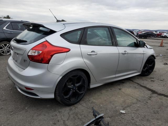 Photo 2 VIN: 1FADP3L98EL446403 - FORD FOCUS 