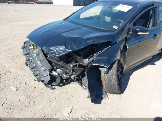 Photo 5 VIN: 1FADP3L98HL221645 - FORD FOCUS ST 