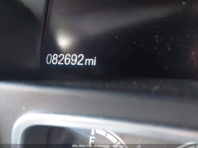 Photo 6 VIN: 1FADP3L98HL267010 - FORD FOCUS 