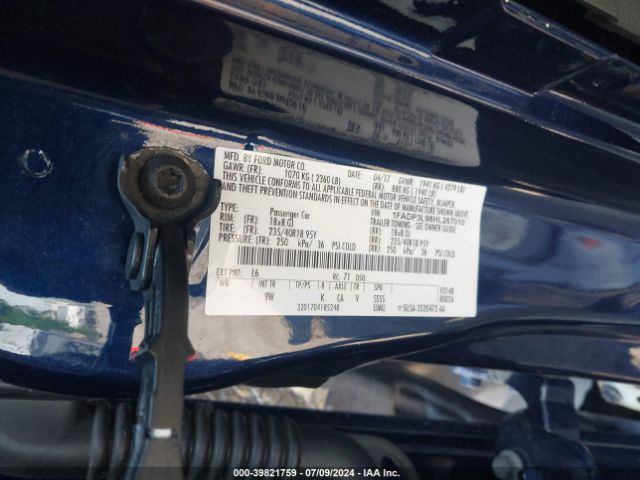 Photo 8 VIN: 1FADP3L98HL267010 - FORD FOCUS 