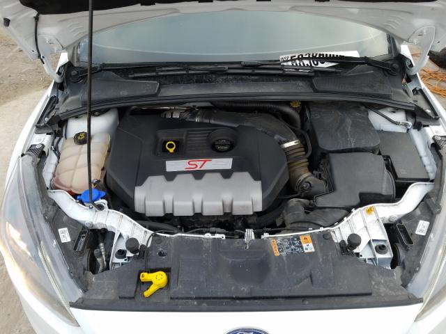 Photo 6 VIN: 1FADP3L98JL203734 - FORD FOCUS 