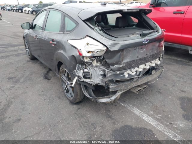 Photo 5 VIN: 1FADP3L98JL331309 - FORD FOCUS ST 