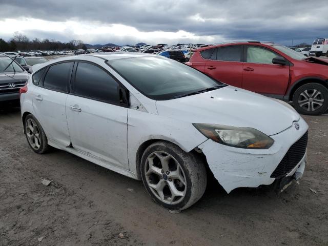 Photo 3 VIN: 1FADP3L99DL319495 - FORD FOCUS 