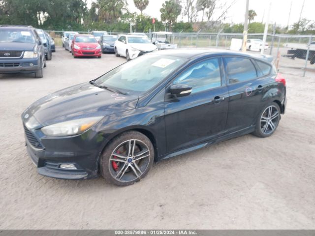 Photo 1 VIN: 1FADP3L99GL318304 - FORD FOCUS 