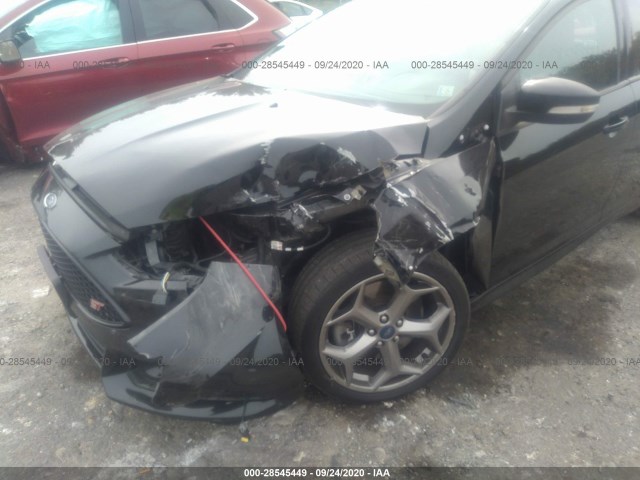 Photo 5 VIN: 1FADP3L99GL396565 - FORD FOCUS 