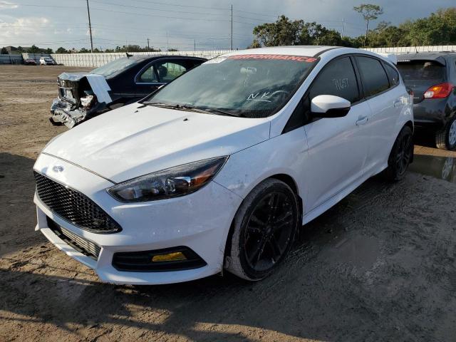 Photo 1 VIN: 1FADP3L99JL215083 - FORD FOCUS 