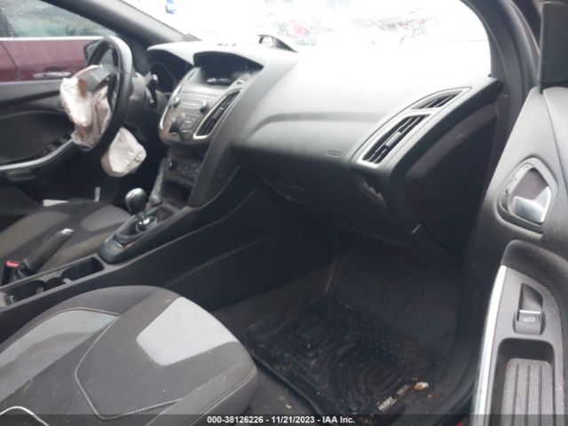 Photo 4 VIN: 1FADP3L99JL239092 - FORD FOCUS ST 