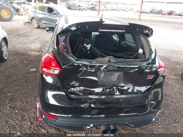 Photo 5 VIN: 1FADP3L99JL260895 - FORD FOCUS ST 