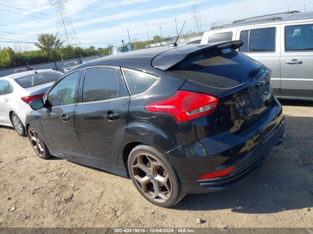 Photo 2 VIN: 1FADP3L99JL282346 - FORD FOCUS 