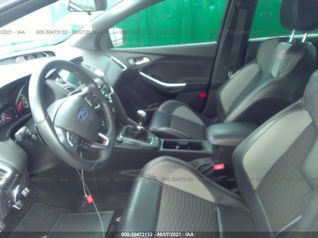 Photo 4 VIN: 1FADP3L99JL286722 - FORD FOCUS 