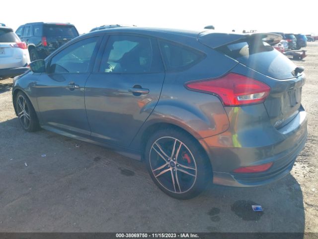 Photo 2 VIN: 1FADP3L99JL325373 - FORD FOCUS 