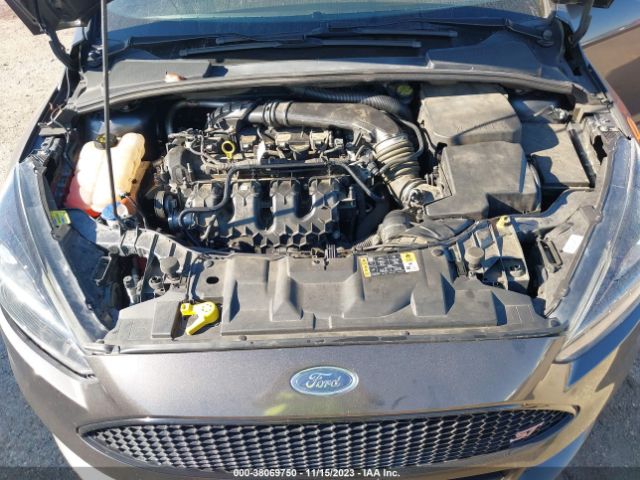 Photo 9 VIN: 1FADP3L99JL325373 - FORD FOCUS 