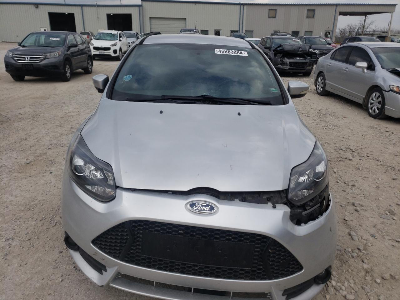 Photo 4 VIN: 1FADP3L9XEL175876 - FORD FOCUS 