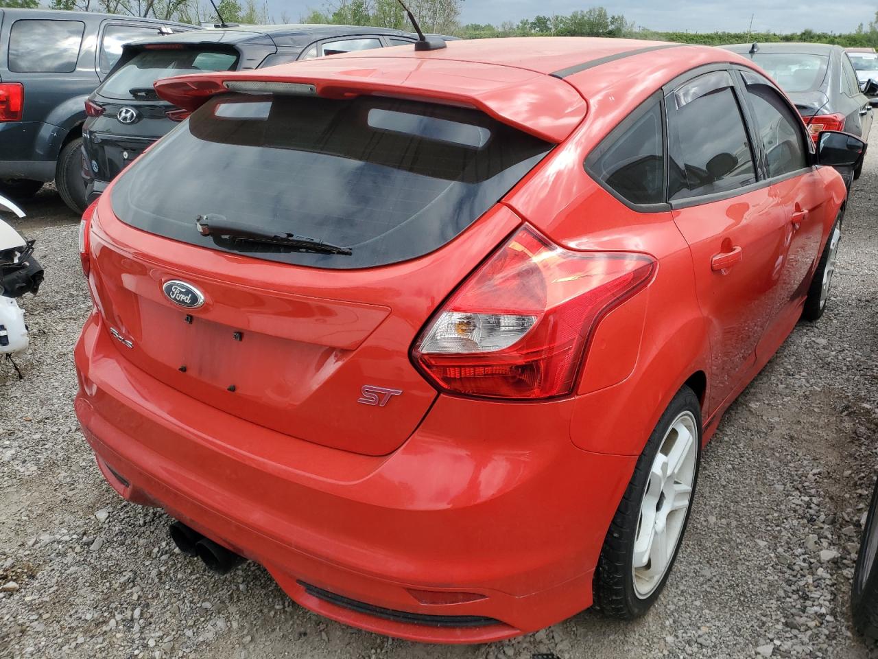 Photo 2 VIN: 1FADP3L9XEL238264 - FORD FOCUS 