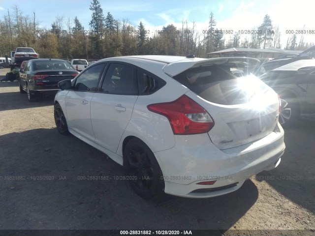 Photo 2 VIN: 1FADP3L9XEL276982 - FORD FOCUS 