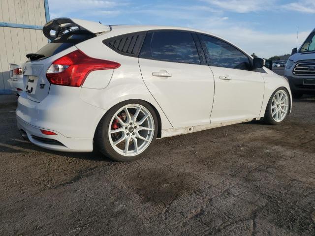 Photo 2 VIN: 1FADP3L9XEL399410 - FORD FOCUS ST 