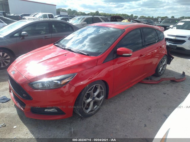 Photo 1 VIN: 1FADP3L9XFL369504 - FORD FOCUS 