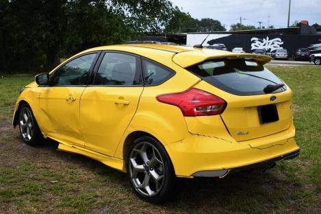 Photo 2 VIN: 1FADP3L9XJL330128 - FORD FOCUS ST 