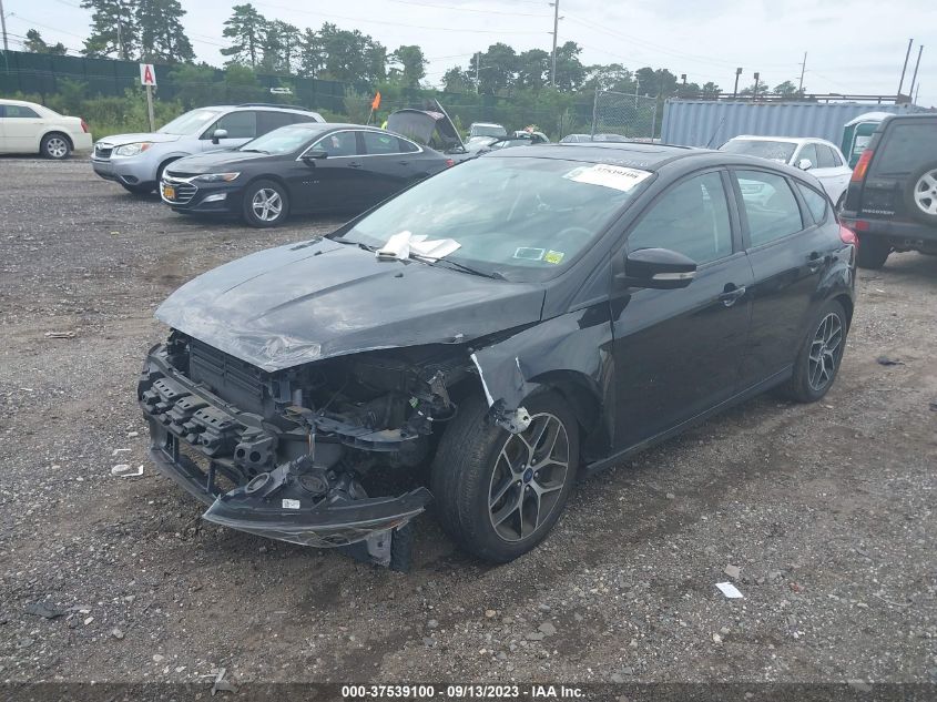 Photo 1 VIN: 1FADP3M21HL335553 - FORD FOCUS 