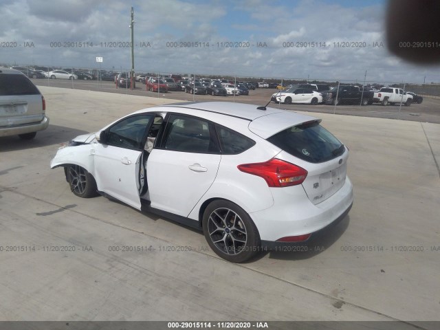 Photo 2 VIN: 1FADP3M21JL240156 - FORD FOCUS 