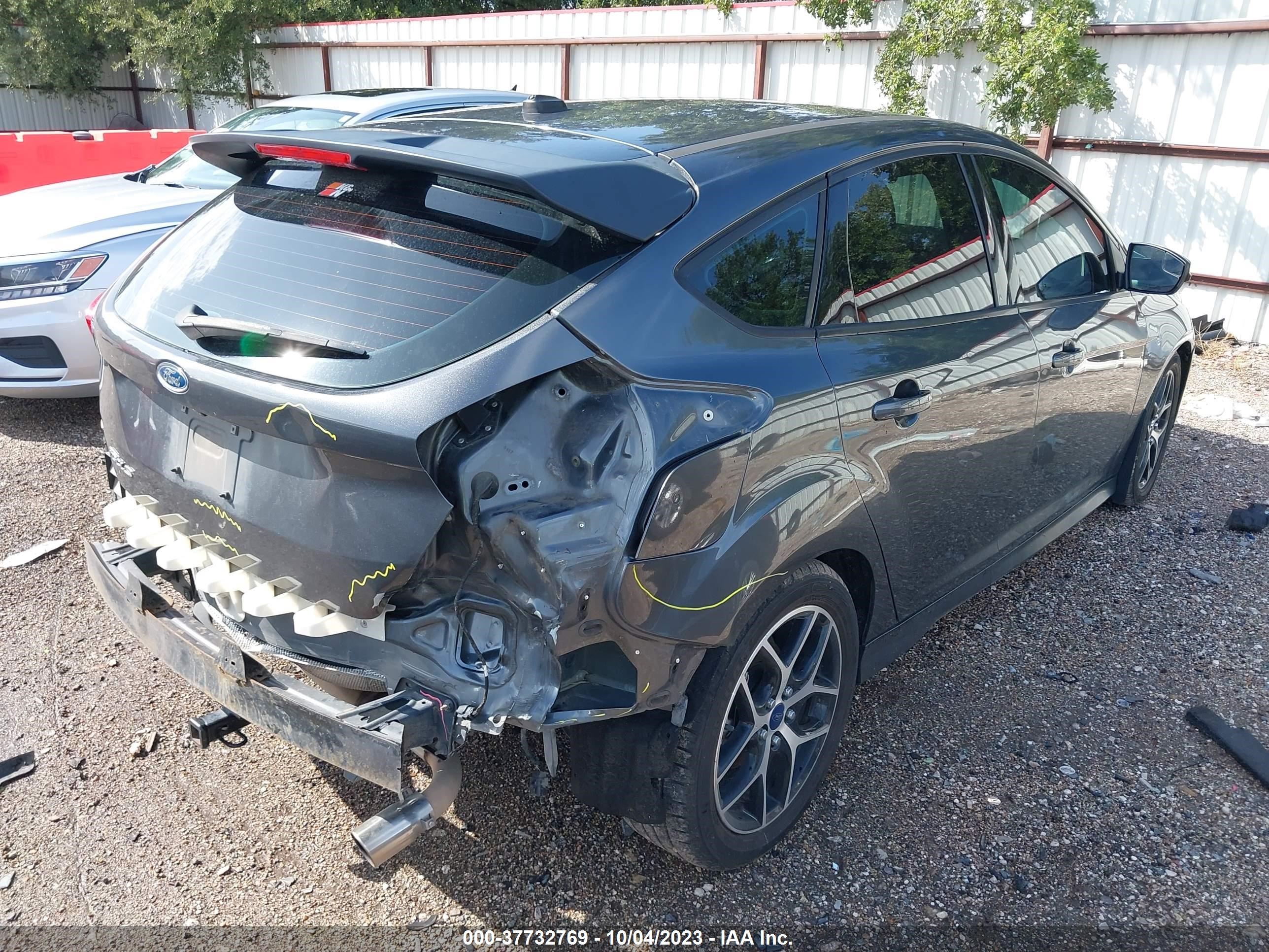 Photo 3 VIN: 1FADP3M22HL266730 - FORD FOCUS 