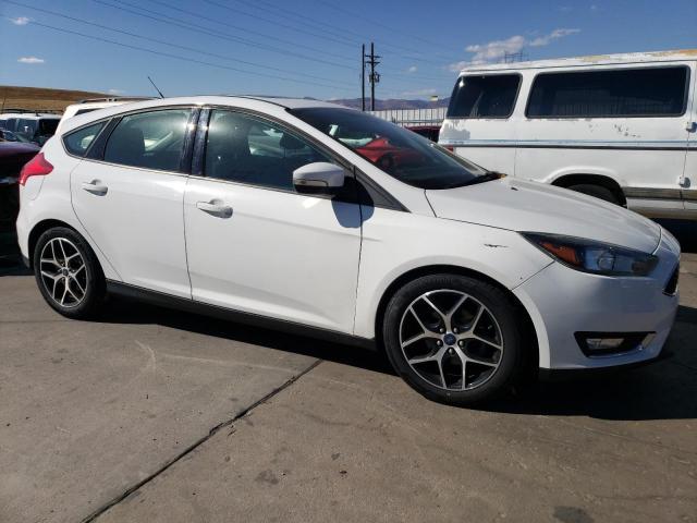 Photo 3 VIN: 1FADP3M22JL215069 - FORD FOCUS 