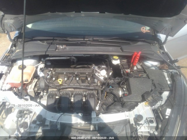 Photo 9 VIN: 1FADP3M24HL226133 - FORD FOCUS 