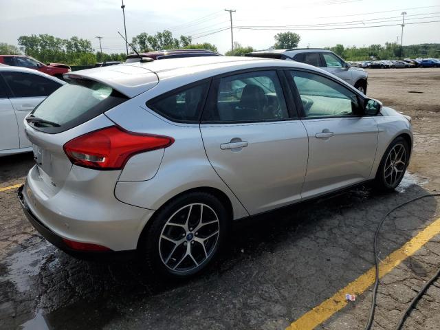 Photo 2 VIN: 1FADP3M24HL307438 - FORD FOCUS 