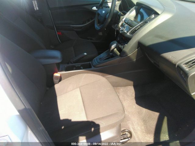 Photo 4 VIN: 1FADP3M24HL314776 - FORD FOCUS 