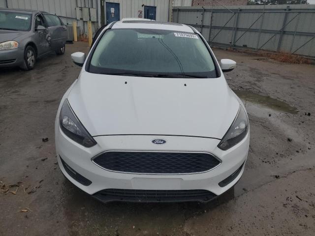 Photo 4 VIN: 1FADP3M25HL305942 - FORD FOCUS 