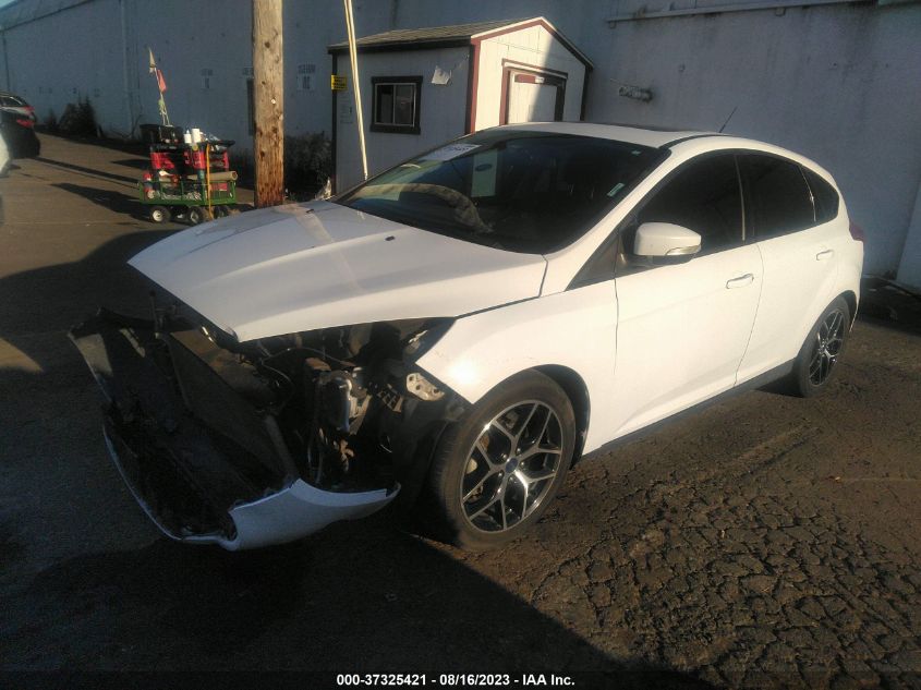 Photo 1 VIN: 1FADP3M25JL241357 - FORD FOCUS 