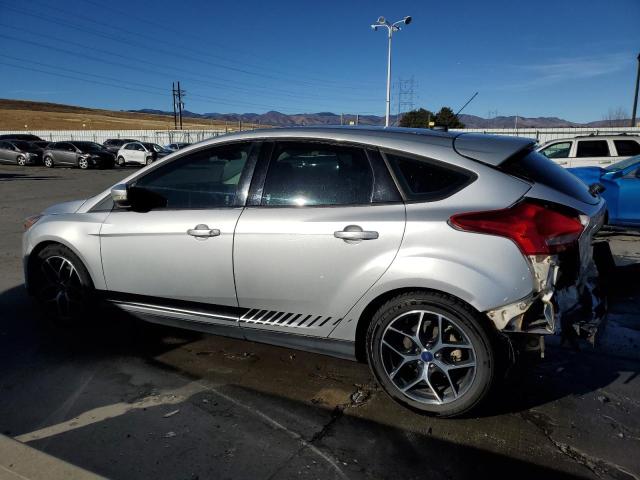 Photo 1 VIN: 1FADP3M26JL230786 - FORD FOCUS 